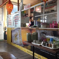 タイ料理 ก นข าว ギン カーオ Restaurante Tailandes