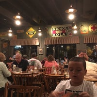 Photo taken at Cracker Barrel Old Country Store by Jennieseth T. on 9/4/2016