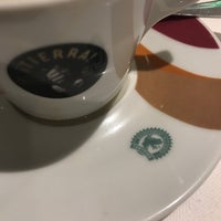 Photo taken at Eataly Repubblica by Takashi H. on 2/16/2018