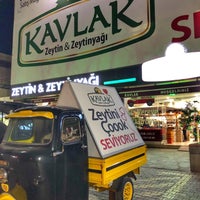 Photo taken at Kavlak Zeytin by Batuhan E. on 3/11/2019