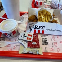 Photo taken at KFC by Ladan M. on 3/21/2022