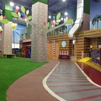 Review Lollipop's Playland & Cafe