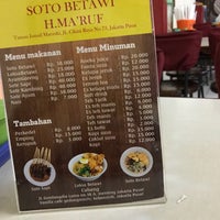 Photo taken at Soto Betawi H. Ma&amp;#39;ruf by  Rully A. on 5/23/2017