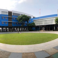 Photo taken at Global Sevilla Pulo Mas Campus by  Rully A. on 7/27/2022