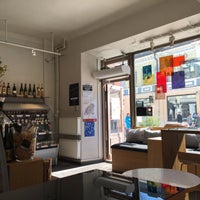 5/7/2017 tarihinde Irene T.ziyaretçi tarafından Gourmet Club Deli &amp;amp; Cafe'de çekilen fotoğraf