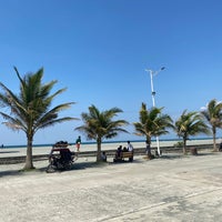 Foto tomada en Lingayen Beach  por Jeric G. el 3/26/2023
