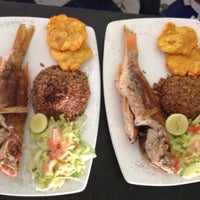 9/19/2012 tarihinde Alexandra P.ziyaretçi tarafından Riquisimo BBQ Restaurante'de çekilen fotoğraf