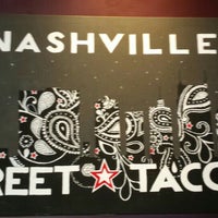 Foto scattata a Nashville Street Tacos da PJ il 10/8/2015