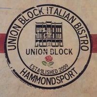 Foto tirada no(a) Union Block Italian Bistro por Pete M. em 7/3/2018