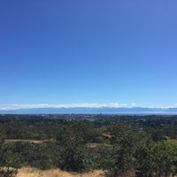 Photo taken at Christmas Hill by Oscar B. on 7/2/2017