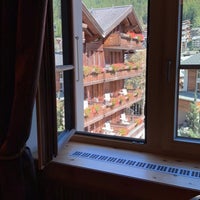 Foto tirada no(a) Grand Hotel Zermatterhof por 💰👑Basoom👑💰 em 9/19/2023
