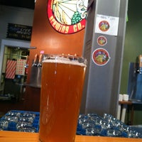 Foto scattata a Bowser Brewing Co. da Cody L. il 9/25/2012