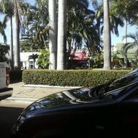 Photo taken at Praça Gonçalves Dias by Jêffêrsøn M. on 5/11/2013