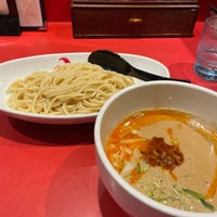 Photo taken at つけ麺工房 浅草製麺所 by Sawamura H. on 10/30/2022