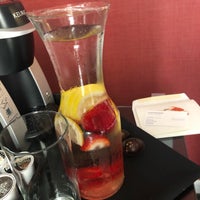 Снимок сделан в Kimpton Hotel Monaco Seattle пользователем Khaled 7/18/2019