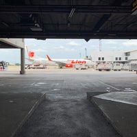 Photo taken at Gate 1 by nathnaryn on 6/29/2019