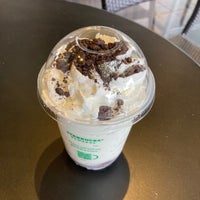 Photo taken at Starbucks by ラウズ e. on 4/8/2023