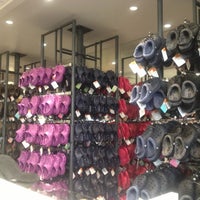 crocs store woodfield