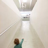 3/7/2015에 Martin Mareš님이 DOX Centre for Contemporary Art에서 찍은 사진