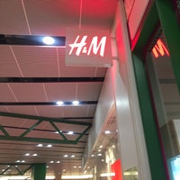 Photo taken at H&amp;amp;M by Дарья К. on 1/18/2017