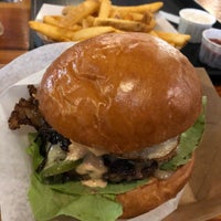 Foto tirada no(a) Konjoe Burger por Will L. em 11/4/2018