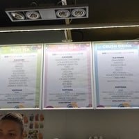 Photo taken at Chaboba Bubble Tea by Whennoufeats on 9/5/2017