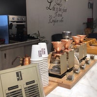 Foto diambil di J Cafe Specialty Coffee oleh Whennoufeats pada 11/12/2017