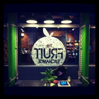10/18/2012にTom O.がThe Fruit Exchangeで撮った写真