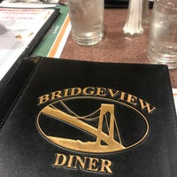 รูปภาพถ่ายที่ The Bridgeview Diner โดย Amanda D. เมื่อ 11/28/2019