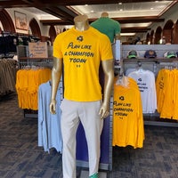 Photo taken at Hammes Notre Dame Bookstore by Amanda D. on 5/27/2021
