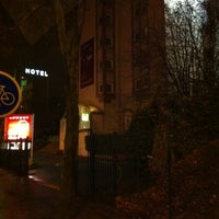 Das Foto wurde bei Hotel L&amp;#39;Amandier von Frederic am 12/4/2012 aufgenommen