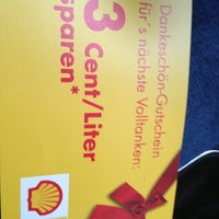 11/16/2012 tarihinde Christoph R.ziyaretçi tarafından Shell'de çekilen fotoğraf