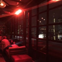 Foto diambil di Plunge Rooftop Bar &amp;amp; Lounge oleh 𝒔𝒑𝒆𝒓𝒂𝒏𝒛𝒂 ♥️ pada 2/24/2019