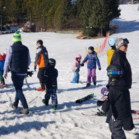 3/8/2020 tarihinde Shannon R.ziyaretçi tarafından Hyland Ski and Snowboard Area'de çekilen fotoğraf