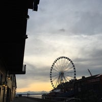 Photo taken at The Seattle Great Wheel by lanamaniac on 6/2/2016