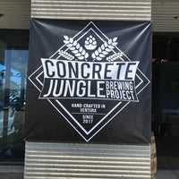 7/17/2018 tarihinde Solarioziyaretçi tarafından Concrete Jungle Brewing'de çekilen fotoğraf