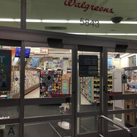 Photo taken at Walgreens by 77com on 7/12/2016