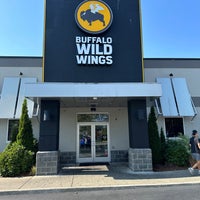 Photo taken at Buffalo Wild Wings by Todd M. on 9/22/2023