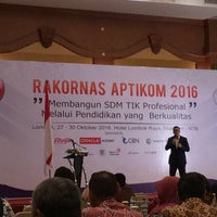 Photo taken at Lombok Raya Hotel by Rendra S. on 10/27/2016