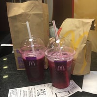 Photo taken at McDonald&amp;#39;s by Анастасия Д. on 5/20/2017