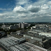 Foto tomada en BMW-Hochhaus (Vierzylinder)  por Patrick S. el 9/1/2022