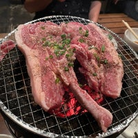 Photo taken at Charcol Yakiniku Gonta by Mitsue on 8/12/2021