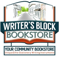 Foto diambil di Writer&amp;#39;s Block Bookstore oleh Lauren Z. pada 12/23/2016