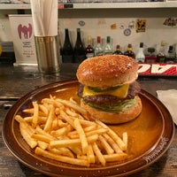 Photo taken at Whoopi Gold Burger by ミア パ. on 2/14/2023