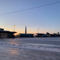 Photo taken at metro Zenit by Mike M. on 2/26/2022