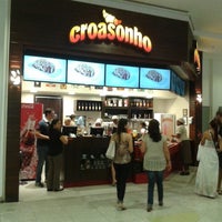 Foto tirada no(a) Croasonho Salvador Shopping por Rogerio d. em 9/20/2014