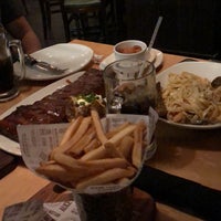 Photo taken at Outback Steakhouse by Daniela B. on 8/30/2018