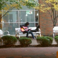 รูปภาพถ่ายที่ Westerville Public Library โดย Beth A. เมื่อ 11/15/2012