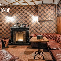 Foto diambil di BeauMonde Lounge (Бомонд Лаунж) oleh BeauMonde Lounge (Бомонд Лаунж) pada 2/15/2017