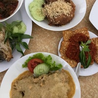 Ayam Goreng Tulang Lunak Malioboro Surabaya